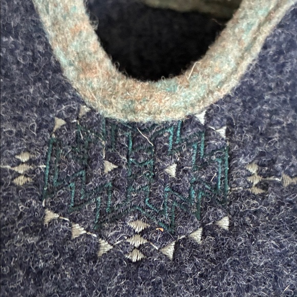 Taos Footwear Dark Blue and Light Gray Wool Booties - Picture 4 of 8